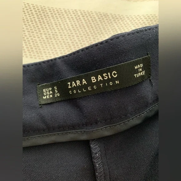 Zara Basic Cropped Pants - Picture 2 of 2